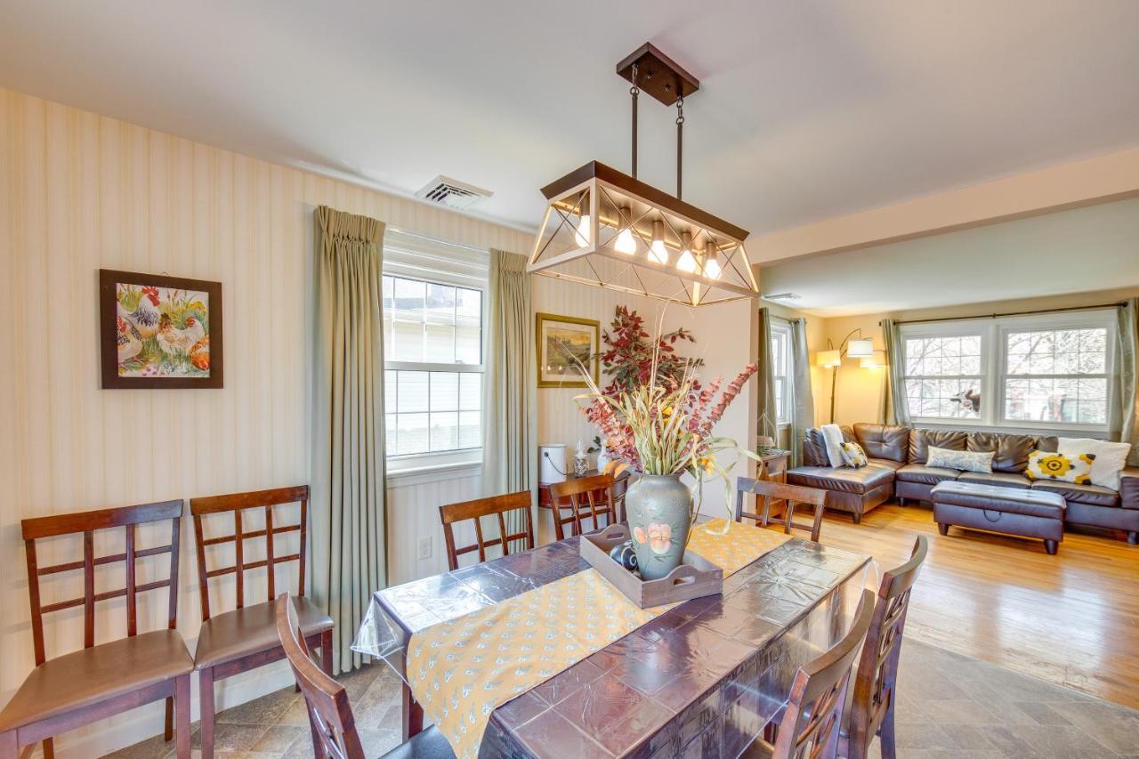 Charming 10 Mi To Downtown Lancaster! *