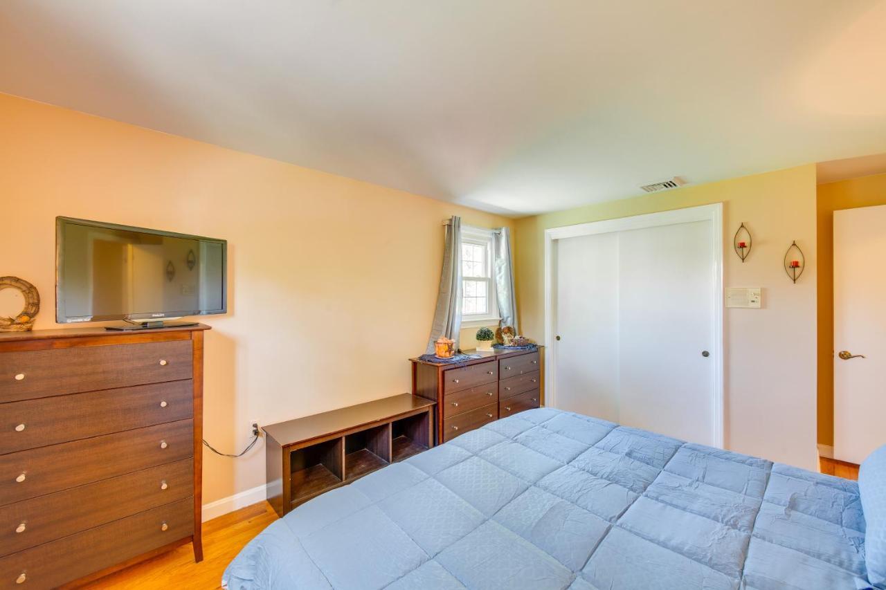 Charming 10 Mi To Downtown Lancaster! Leola